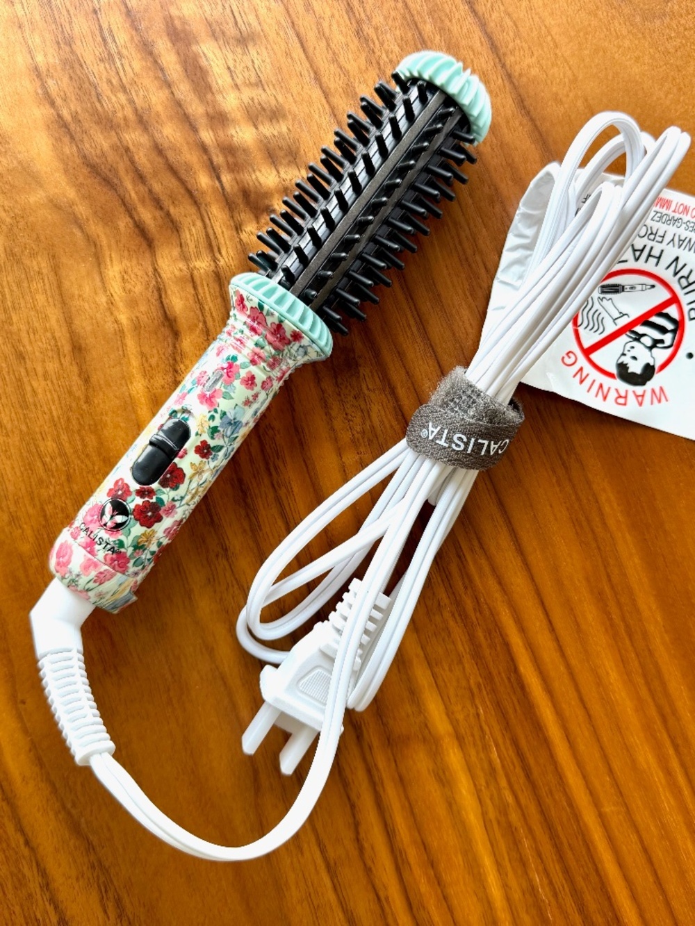 NEW Calista GOGO Mini Heated Brush